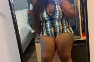 HHR 2 nuts special 1⃣0⃣0⃣ inca... - Image 1