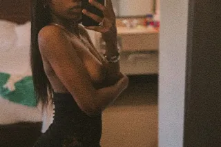 Come Have Some Fun Time With Me Daddy🌹💋 - Image 10