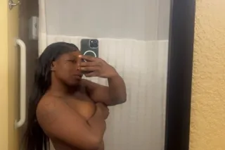 Grip Tight Skills🤭🫠Fine Sh!t 🥰... - Image 4