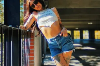 sexy blonde southern belle - 2... - Image 3