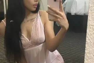 CREAMY 😘SLIPPERY WHEN WET 😝💦🌊SLIM THICK BADDIE 😍 - Image 2