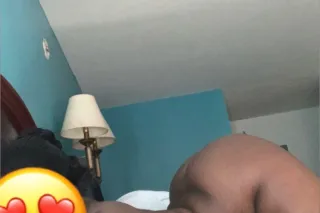 COME SEE DA THROAT DOCTOR🥜💦 - Image 1